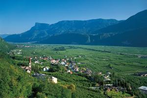 Panorama da Postal con vista sulla Mendola