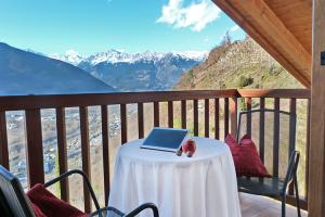 Mansardenzimmer Edelrot, Aussicht vom Balkon