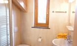Apartment Morgenduft - Badezimmer mit Dusche und WC